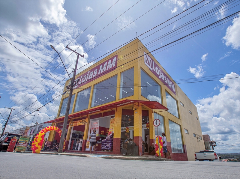 Lojas MM abre mais de 240 vagas de emprego